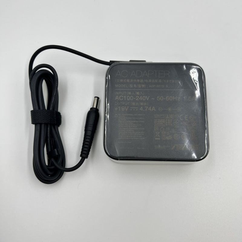 AS 90W 19V 4.74A FX 5525接口