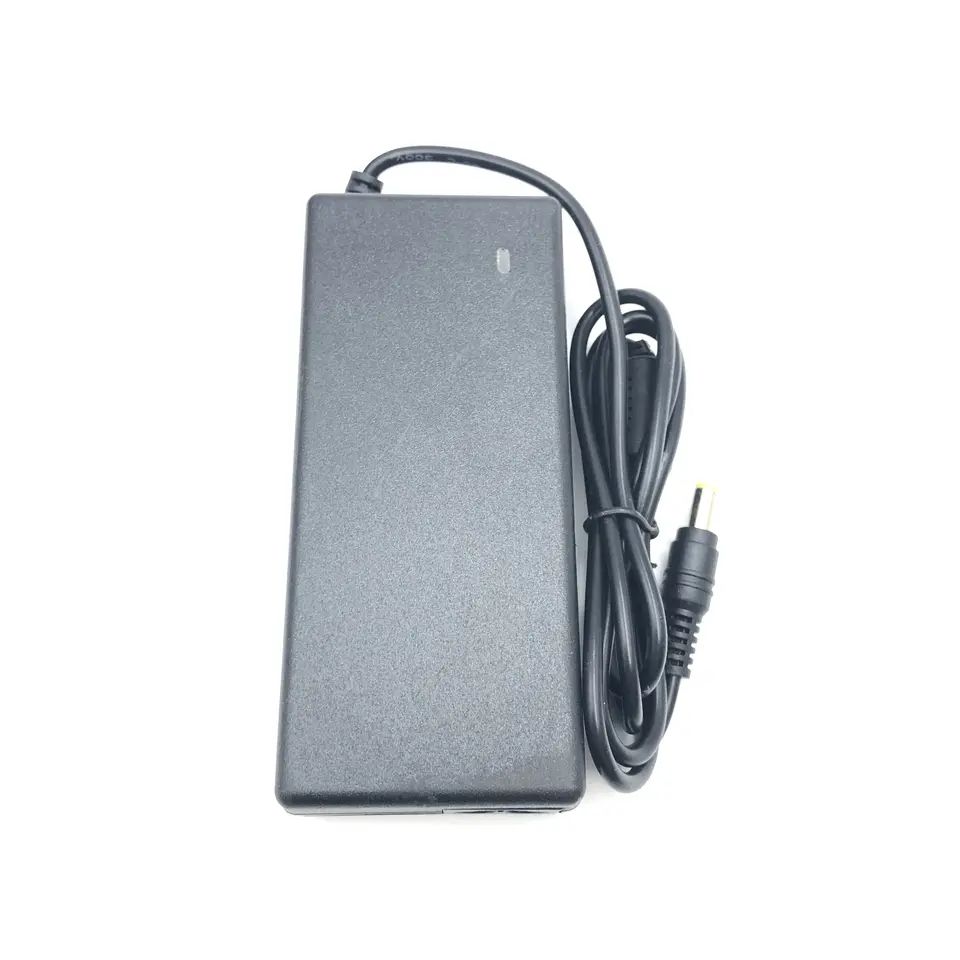19v 4.74电源充电器插头为Acer Aspire 5551G 4720G 5517 5530 5535 5610Z 5920G 6920 7552 7551 PA-1900-04