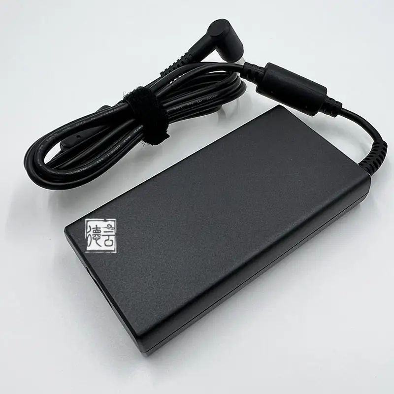 A17-150P2A 150W 19.5V 7.7A笔记本充电器150W 19.5V 7.7A笔记本充电器适配器